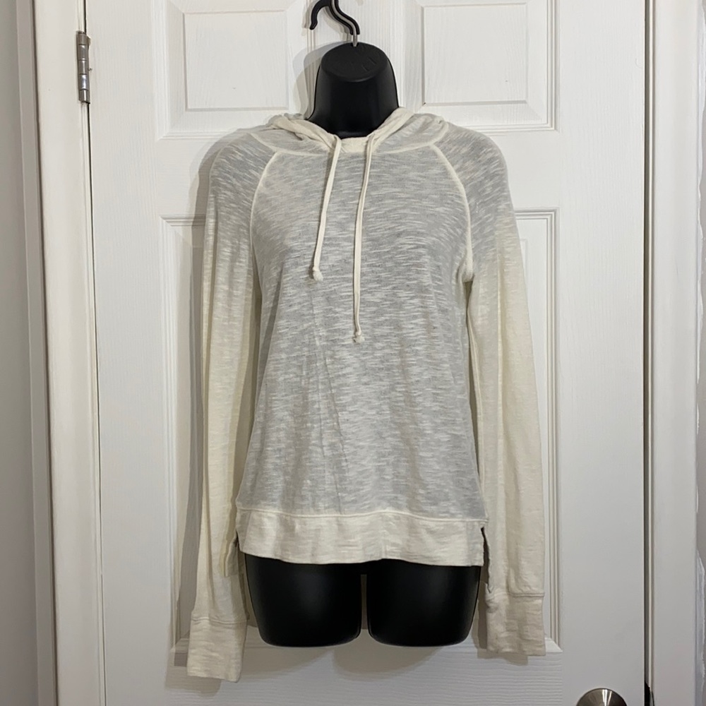 American Eagle Outfitters Cream Long Sleeve Semi Sheer Hoodie Sz XS